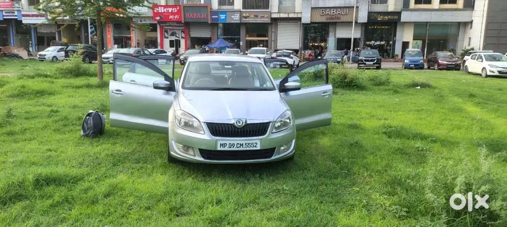 Skoda Rapid Tsi Active 2013
