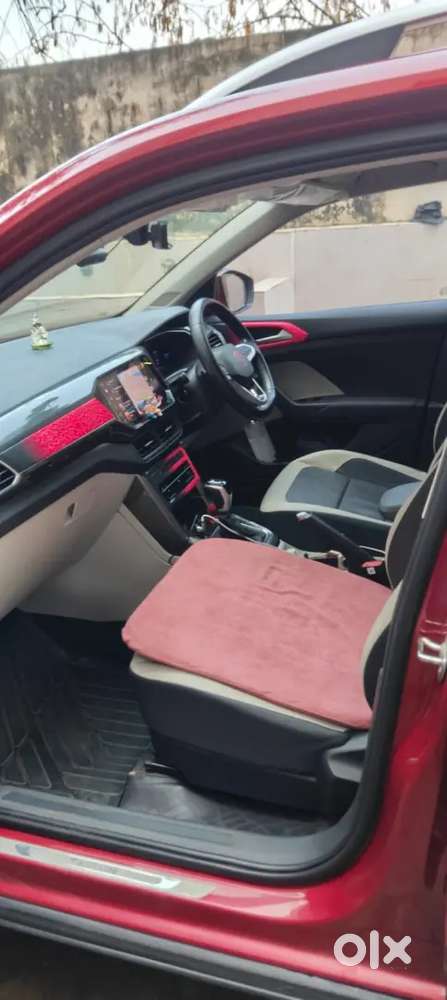 Vw Taigun Topline, Automatic With Beautiful Interiors And Ventilated