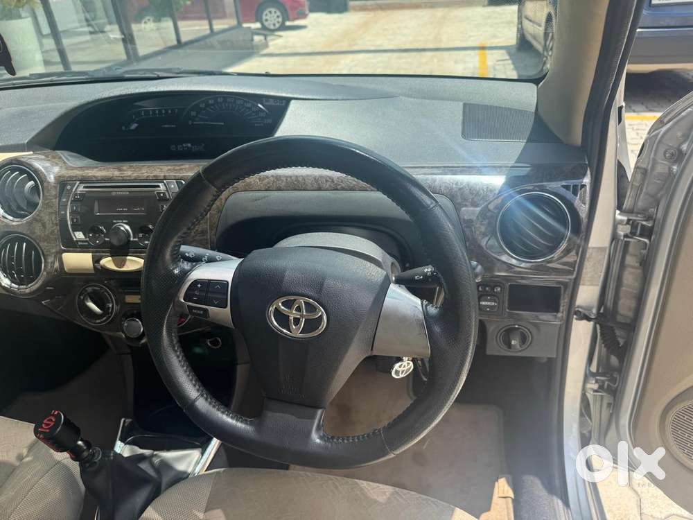 Toyota Etios 1.5 Vx, 2017, Petrol