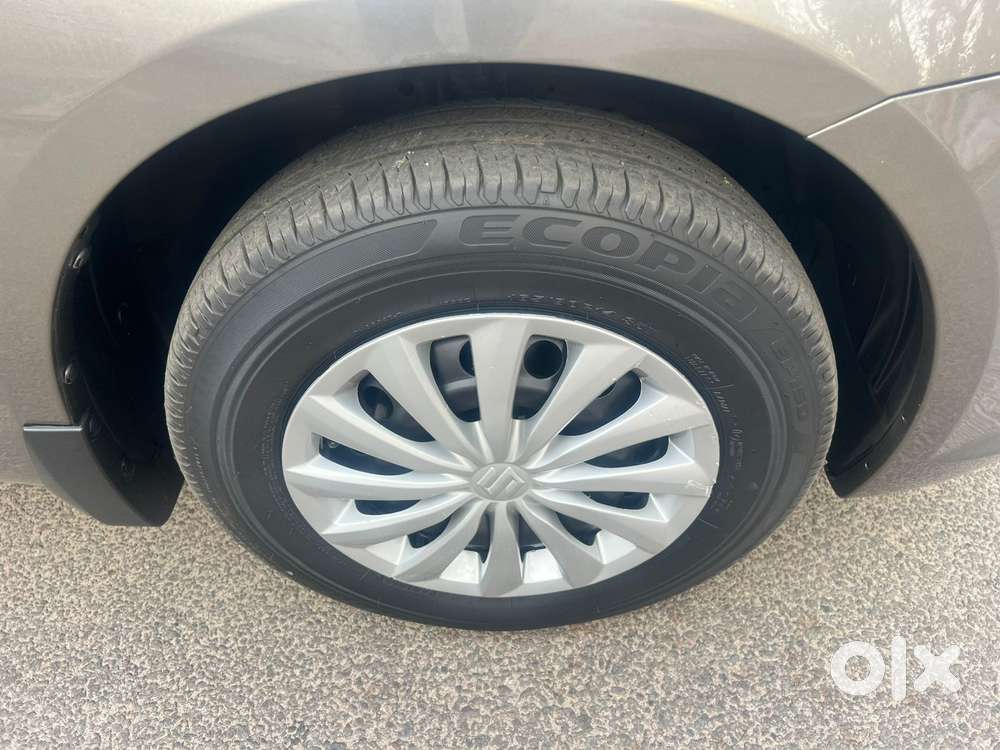 Maruti Suzuki Swift Dzire Vxi 1.2, 2015, Petrol