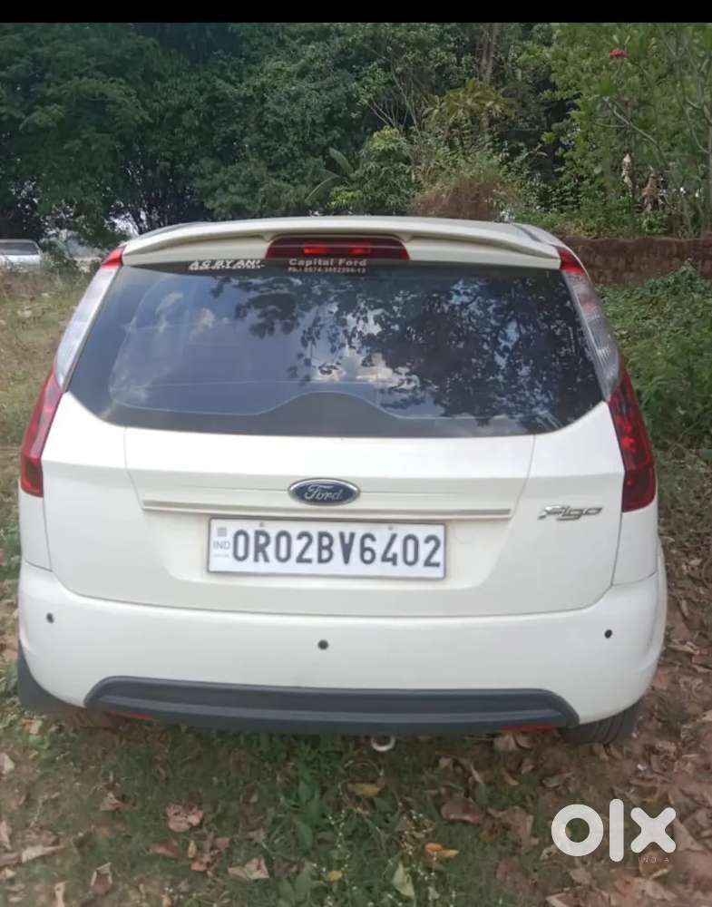 Ford Figo Petrol Zxi 2011