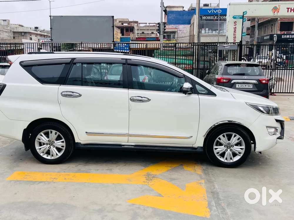 Toyota Innova Crysta 2.8 Zx At 7 Seater, 2018, Diesel