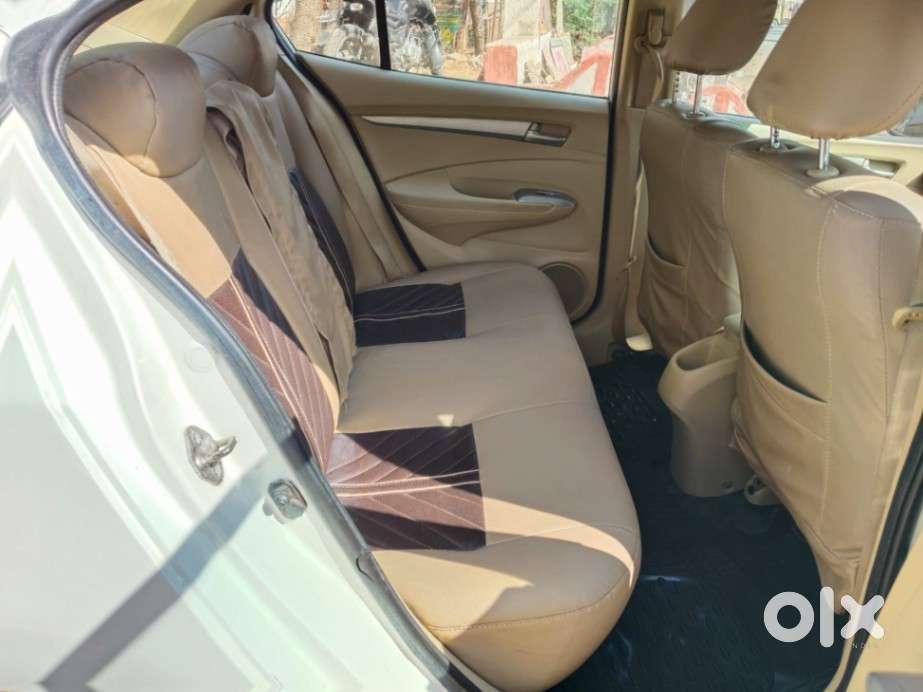 Honda City 2011-2013 V At Exclusive, 2011, Petrol