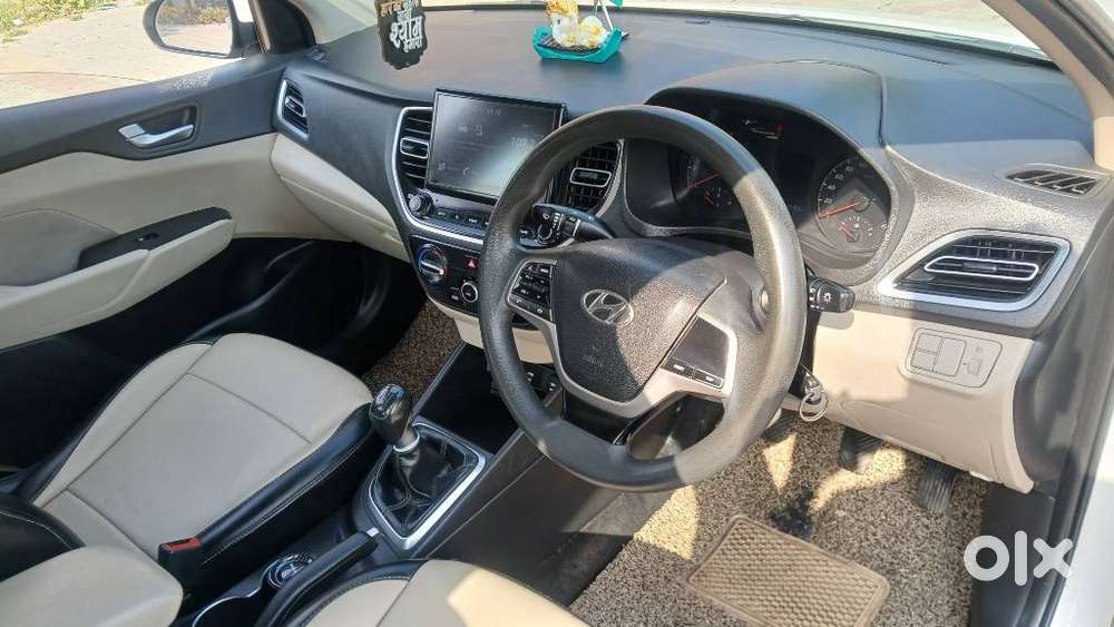 Hyundai Verna 1.5 S Petrol Mt, 2023, Petrol
