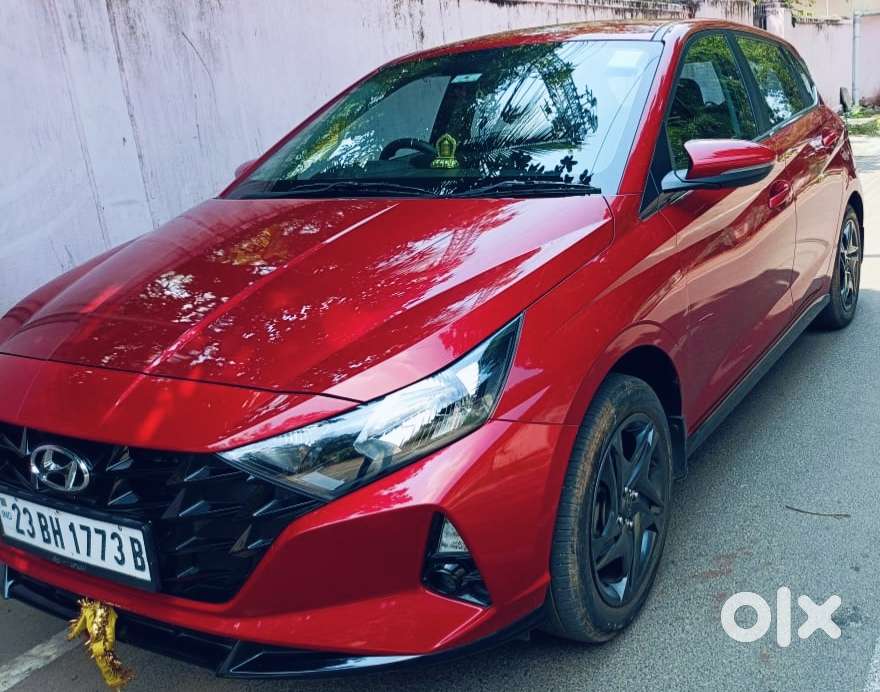 Hyundai I20 Sportz 1.2 Ivt Dual Tone, 2023, Petrol