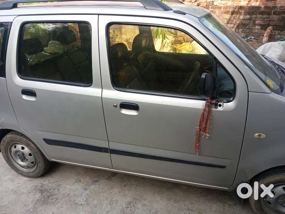 Good Condition No Work In Car.all Paper Ok.