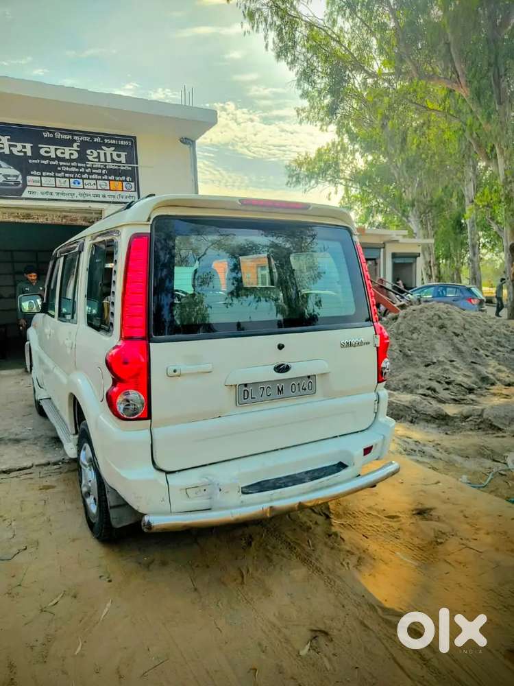 Mahindra Scorpio Classic 2010 Diesel 65000 Km Driven