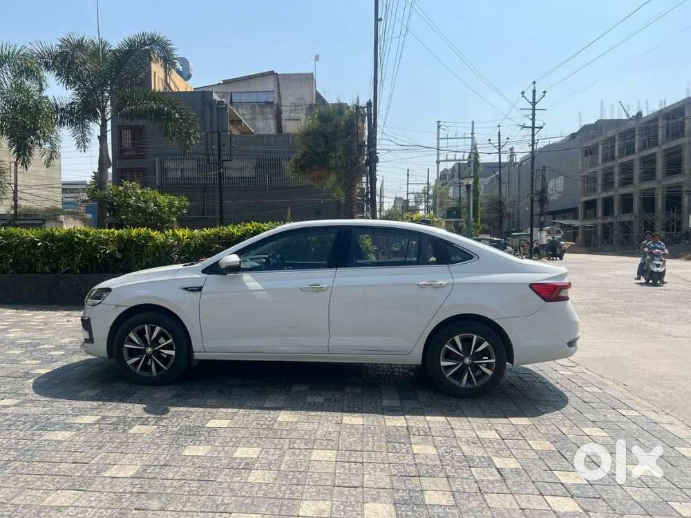 Skoda Slavia 1.5 Tsi Style At, 2023, Petrol