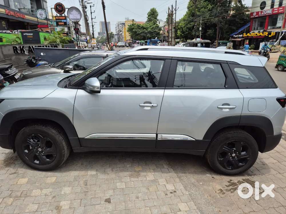 Maruti Suzuki Brezza Zxi Hybrid 2025 Petrol Manual
