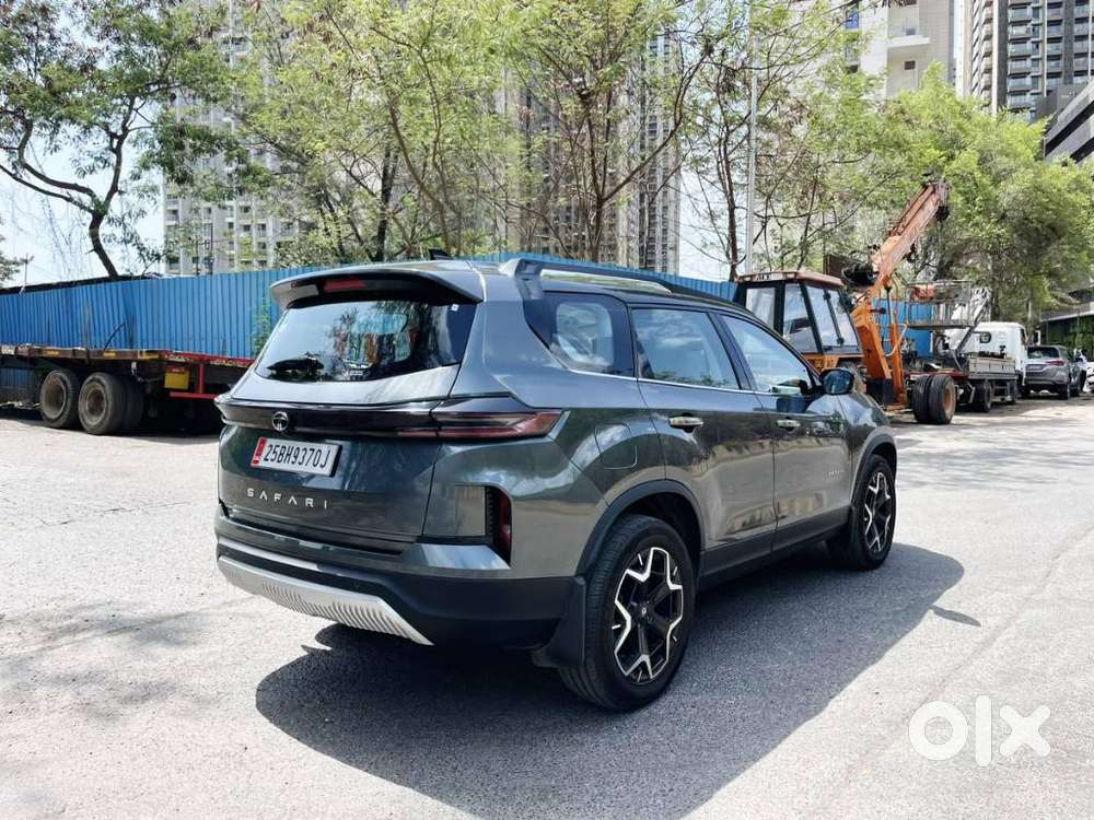 Tata Safari Accomplished X Plus 7 Str Stealth Edition At, 2025, Dies..