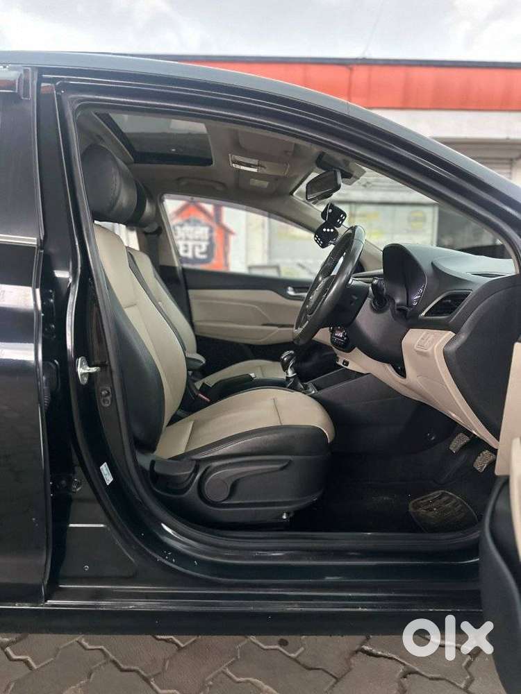 Hyundai Verna 1.6 Sx (o) Vtvt, 2018, Petrol