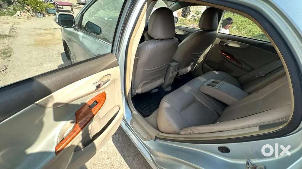 Toyota Corolla Altis Top Model Petrol Manual