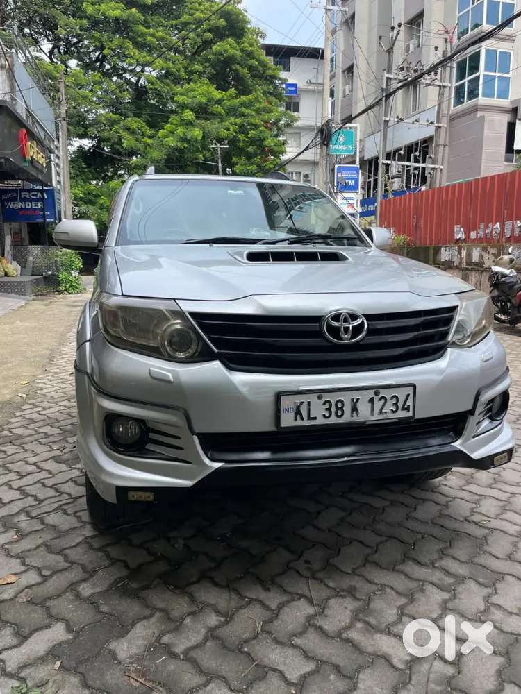 Toyota Fortuner Diesel 2012