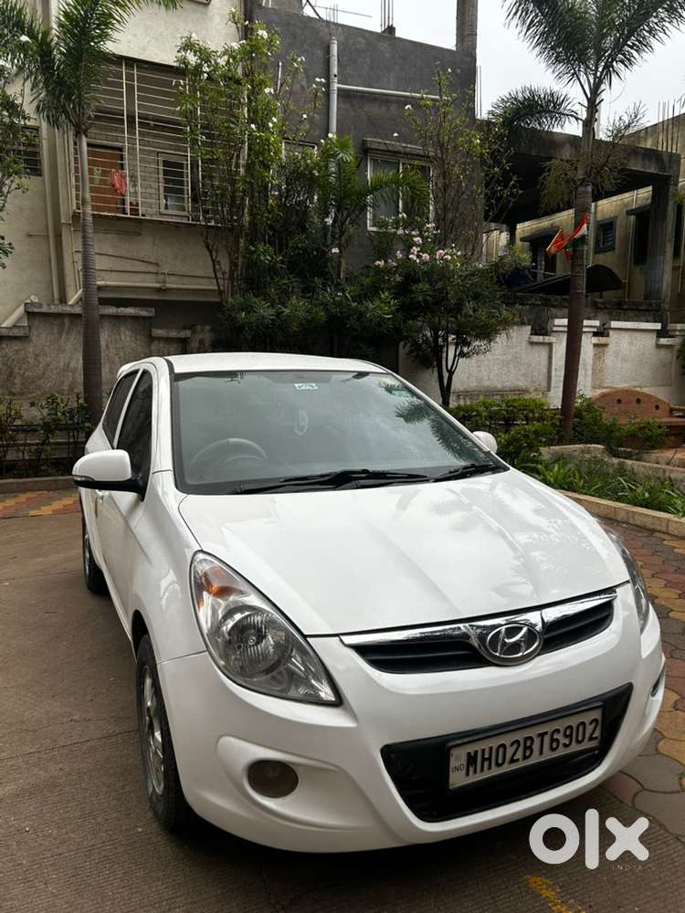 Hyundai I20 2010 Petrol & Cng Vaild On 2031