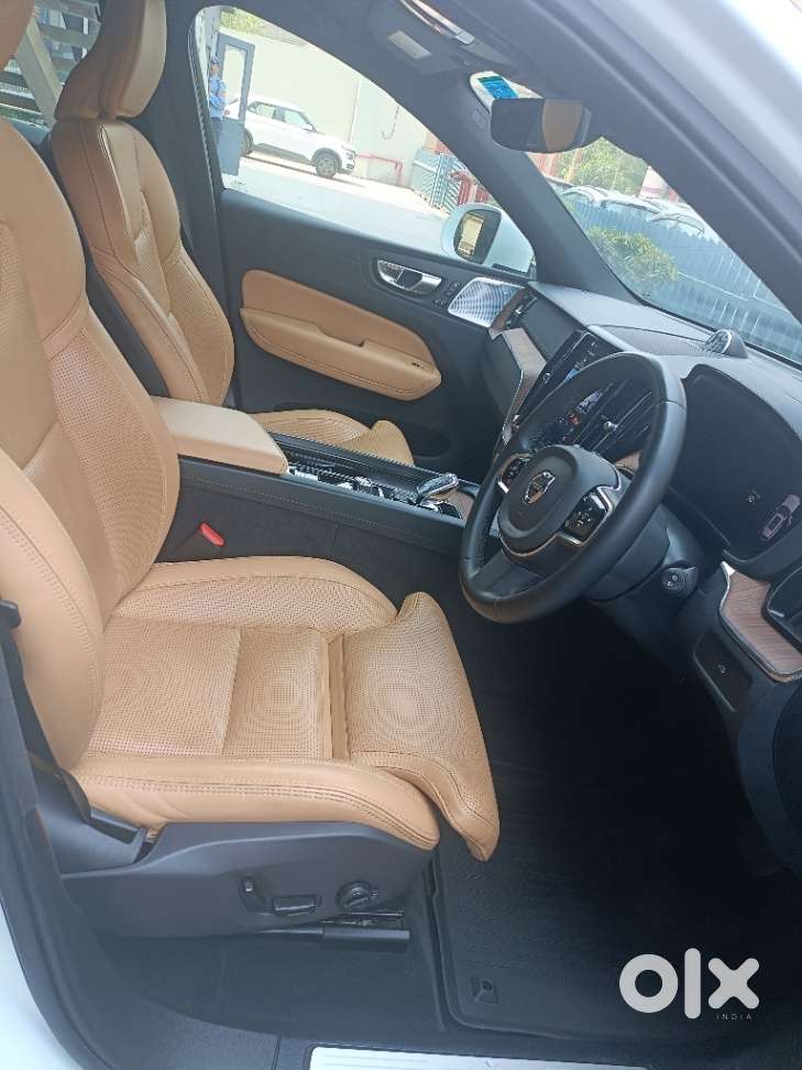 Volvo Xc60 2.0 B5 Ultimate, 2024, Petrol