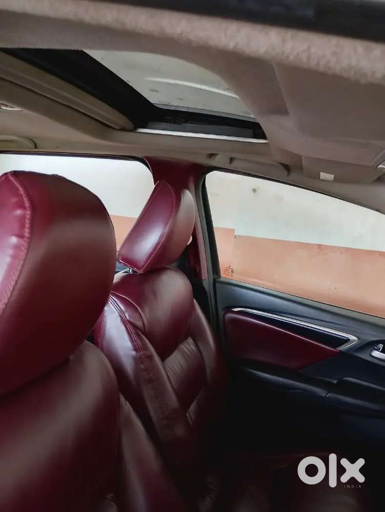 Wrv Sunroof Alloy Wheels Keyless Entry