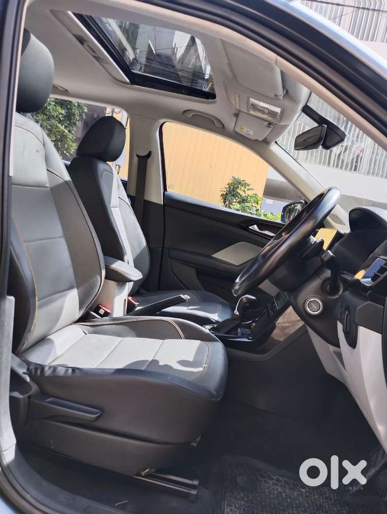 Skoda Kushaq 1.0 TSI Style AT, 2023, Petrol