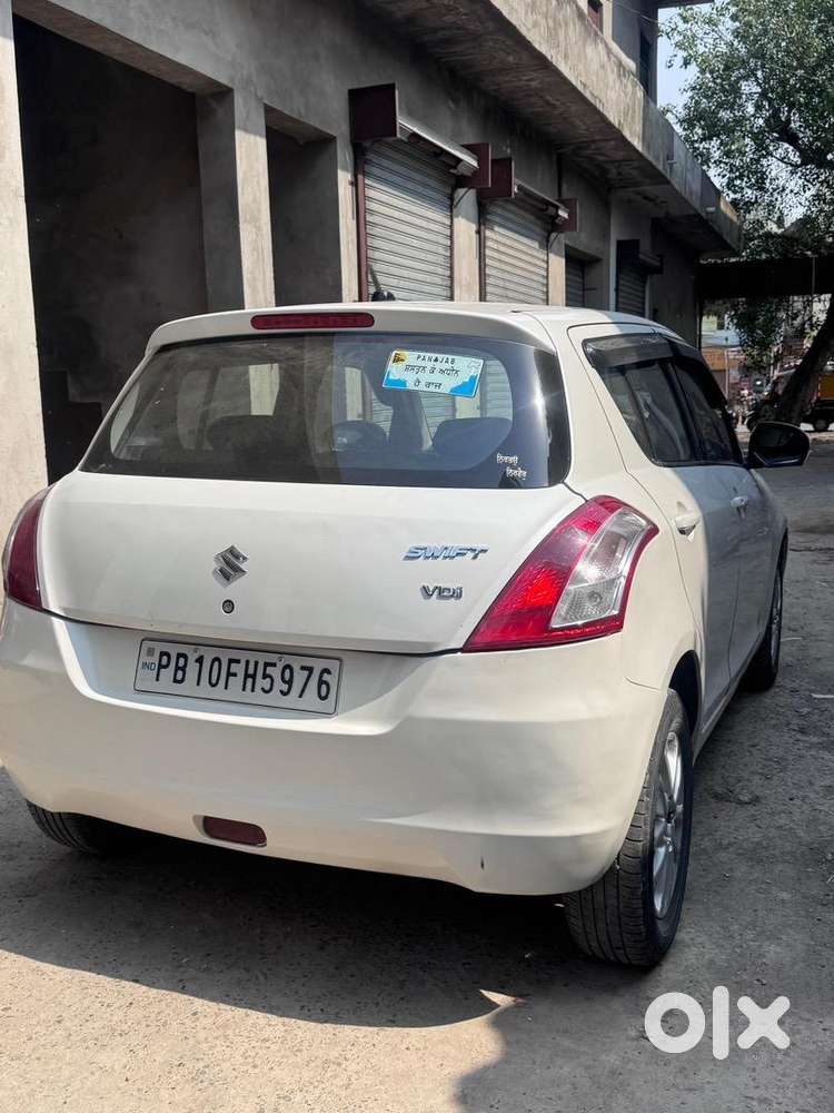 Maruti Suzuki Swift 2015 Diesel Well Maintained