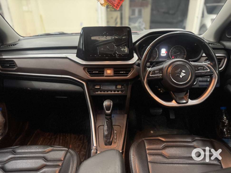 Maruti Suzuki Vitara Brezza 1.5 Zxi Plus At Dual Tone, 2022, Petrol