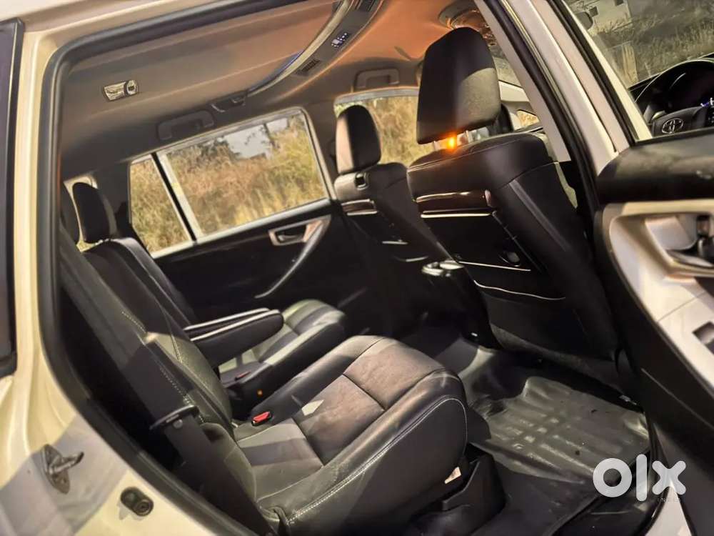 Toyota Innova Crysta 2019 Diesel Well Maintained