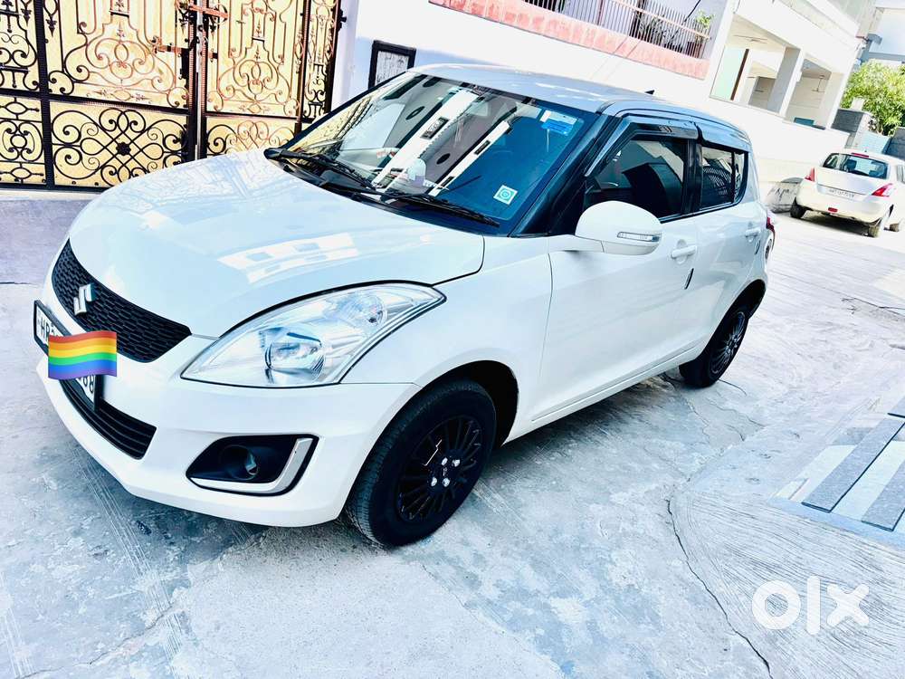 Maruti Suzuki Swift 1.2 Vxi Glory Edition, 2016, Petrol