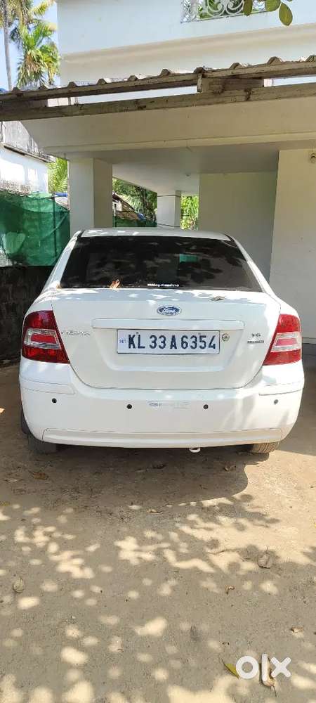 Ford Fiesta 2009 1.6 Petrol 83000 Km Driven