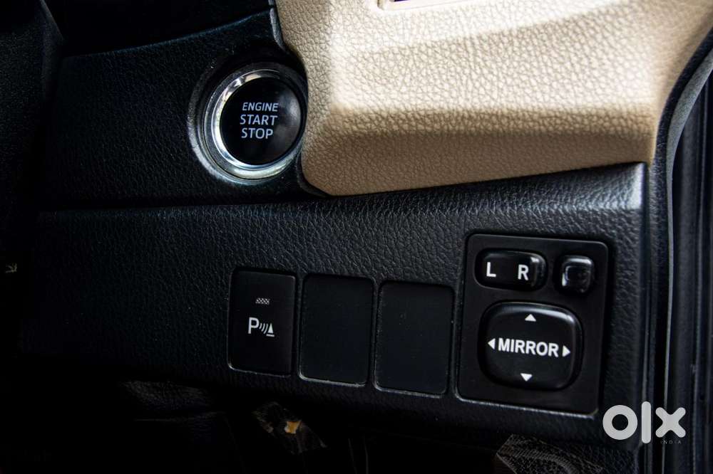 Toyota Corolla Altis 2010-2013 Gl, 2014, Petrol