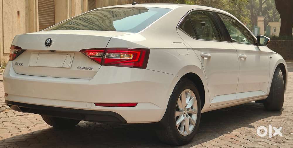 Skoda Superb Lk 1.8 Tsi At, 2017, Petrol