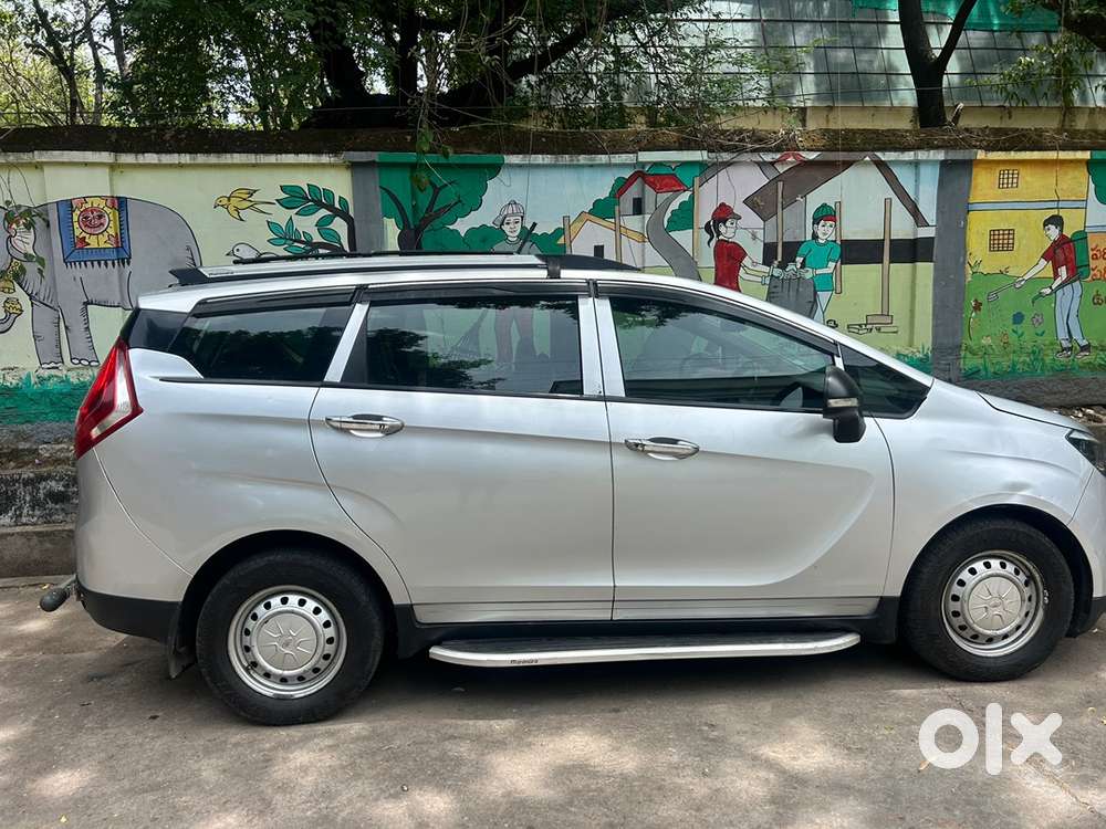 Mahindra Marazzo 2021 Petrol Manual