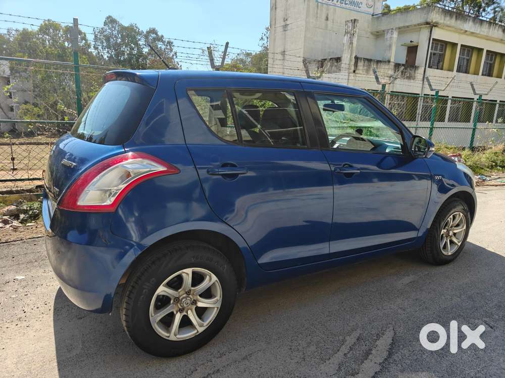 Maruti Suzuki Swift VXI, 2013, Petrol