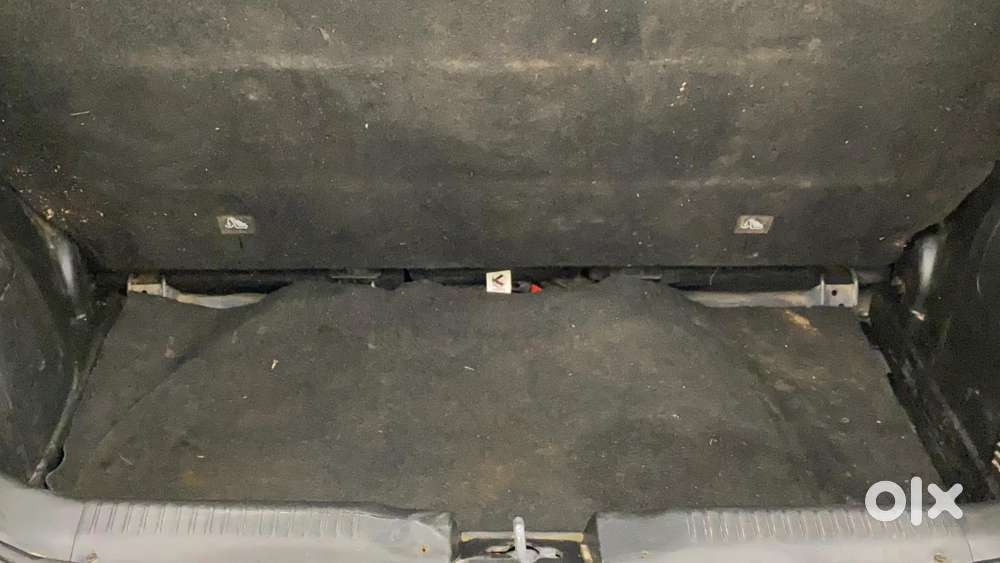 Maruti Suzuki Swift Vvt Vxi, 2022, Petrol