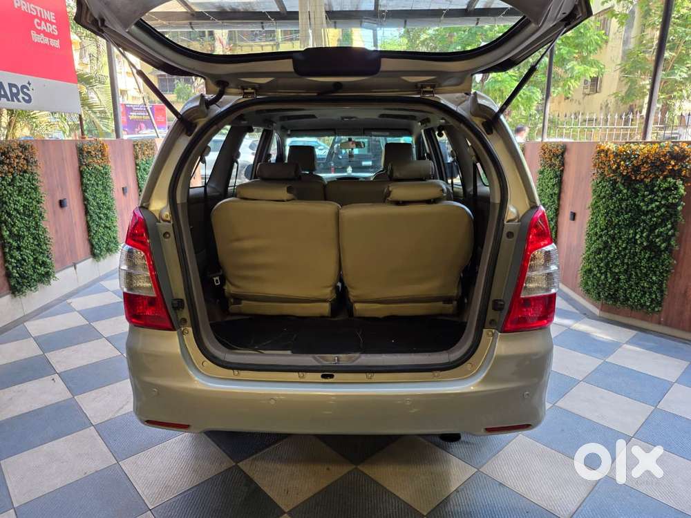 Toyota Innova 2.5 V 8 Str, 2015, Diesel