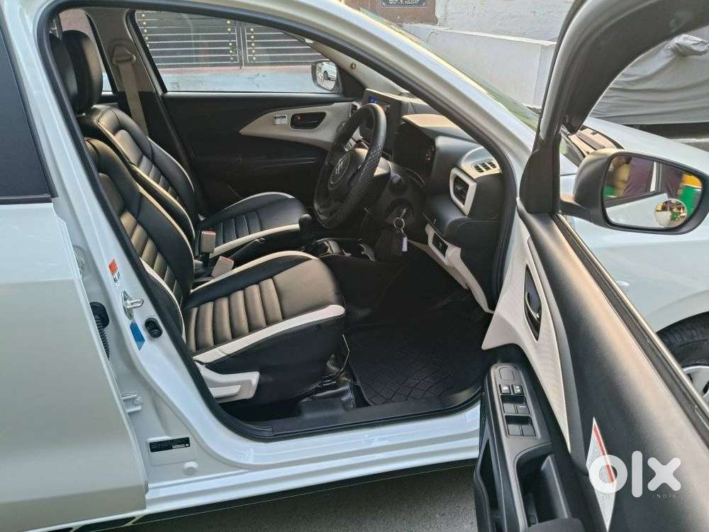 Maruti Suzuki Dzire 1.2 Vxi Cng, 2025, Cng & Hybrids