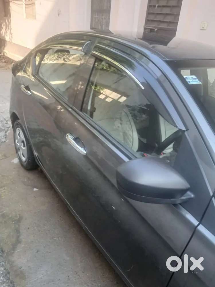 Tata Tigor 2025 Petrol Well Maintained