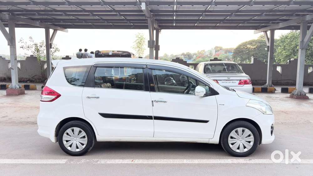 Maruti Suzuki Ertiga 2016