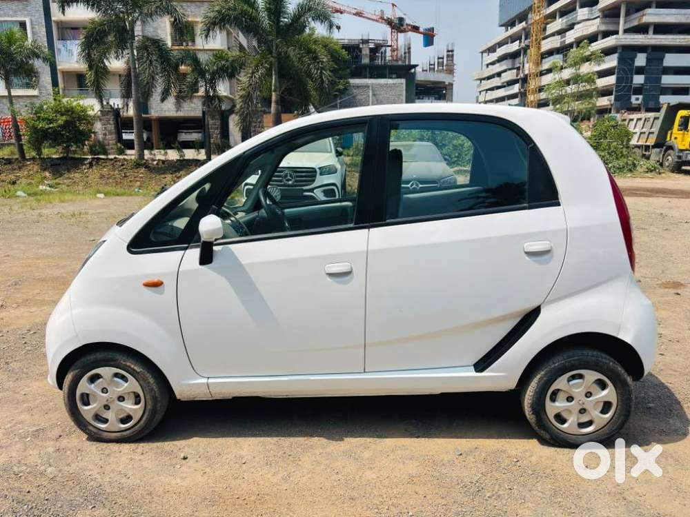 Tata Nano Xta, 2015, Petrol