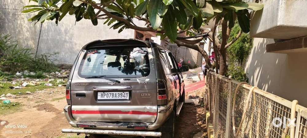 Chevrolet Tavera 2015 Diesel 130000 Km Driven