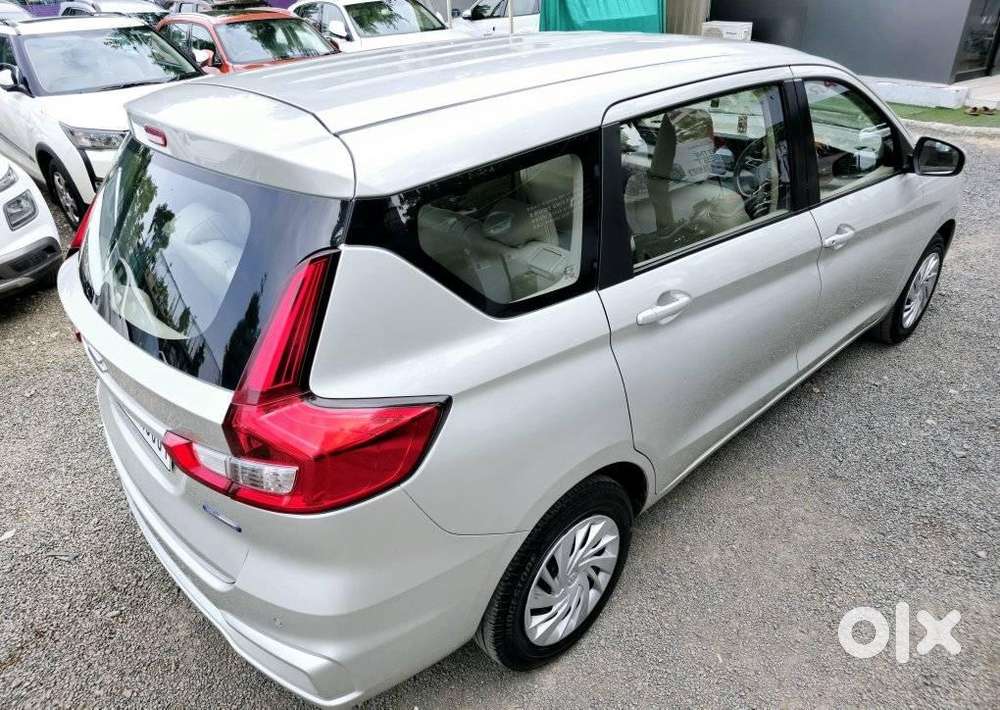 Maruti Suzuki Ertiga 1.5 Vxi, 2021, Petrol
