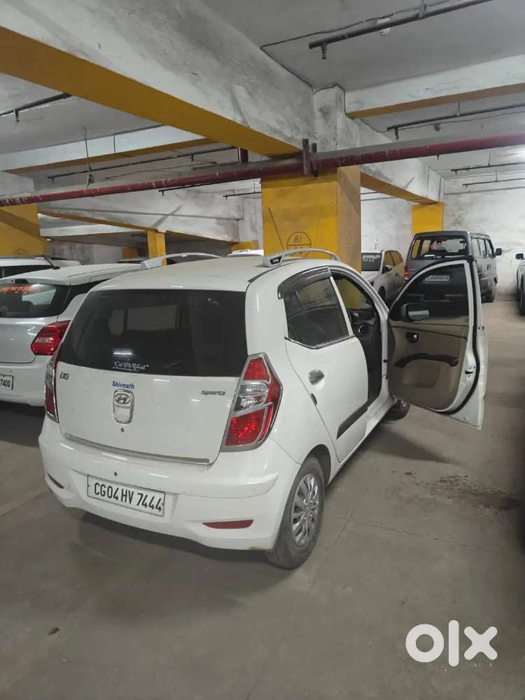 Hyundai I10 Sportz Petrol Manual 2015
