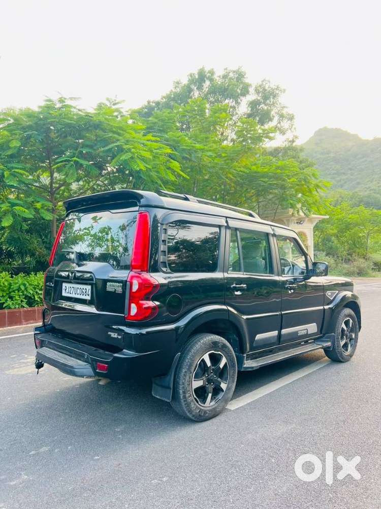 Mahindra Scorpio Classic 2.2 S 11 Mt 7 Str, 2022, Diesel