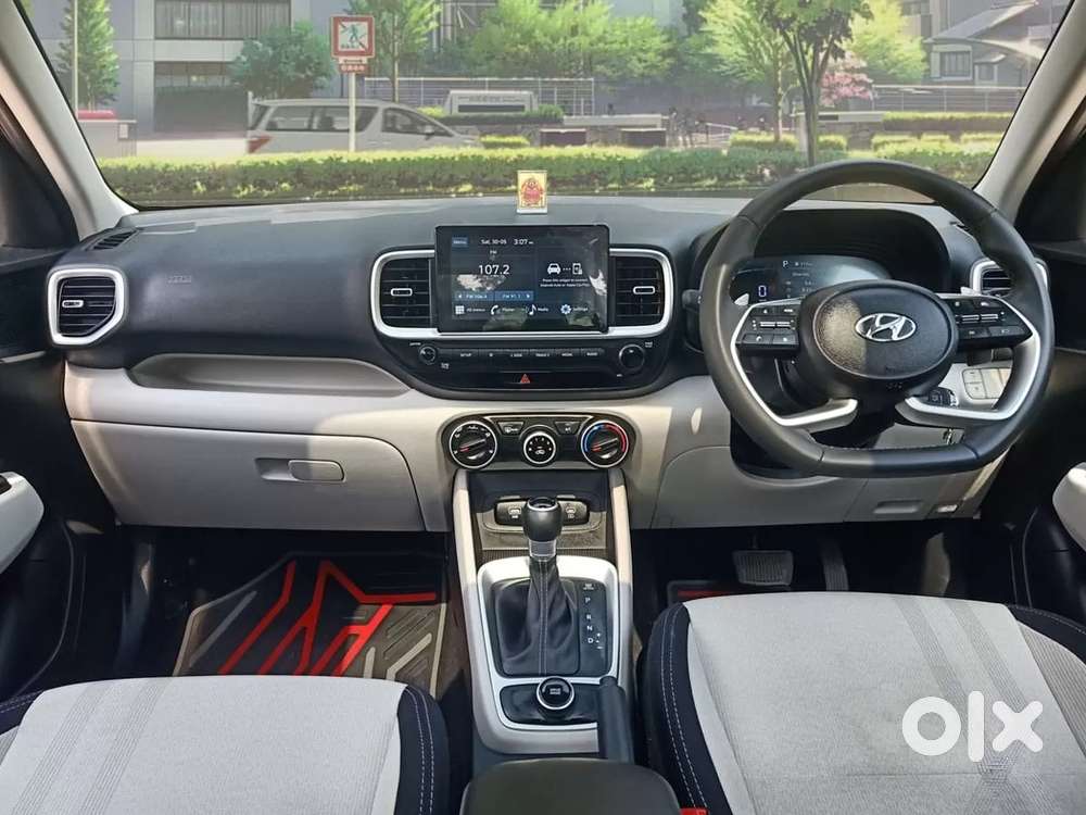 Hyundai Venue 1.0 S (o) Turbo Dct, 2025, Petrol