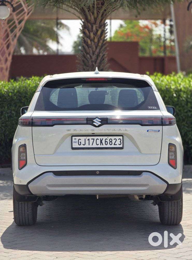 Maruti Suzuki Grand Vitara 1.5 Sigma Smart Hybrid, 2025, Petrol