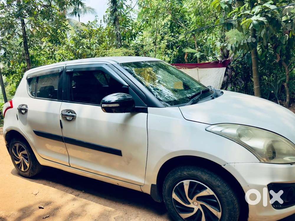 Maruti Suzuki Swift 2016 Petrol 120000 Km Driven