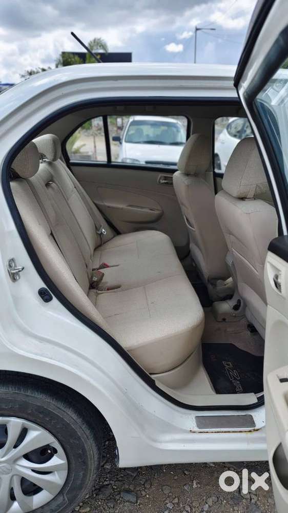 Maruti Suzuki Dzire 1.2 Vxi, 2016, Petrol