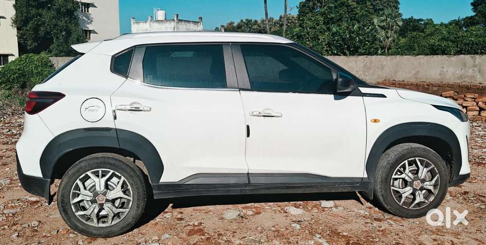 Nissan Magnite 1.0 Xe, 2022, Petrol