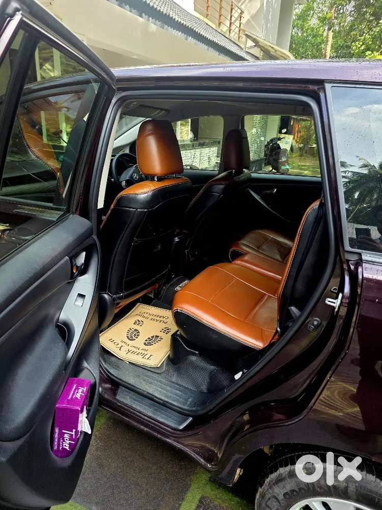 Toyota Innova Crysta 2017 Variant