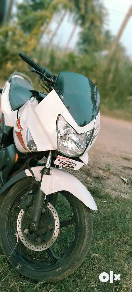 Karizma R old model white Motorcycles 1763398984