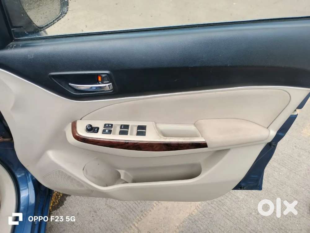 Maruti Suzuki Dzire 1.2 Zxi Amt, 2017, Petrol