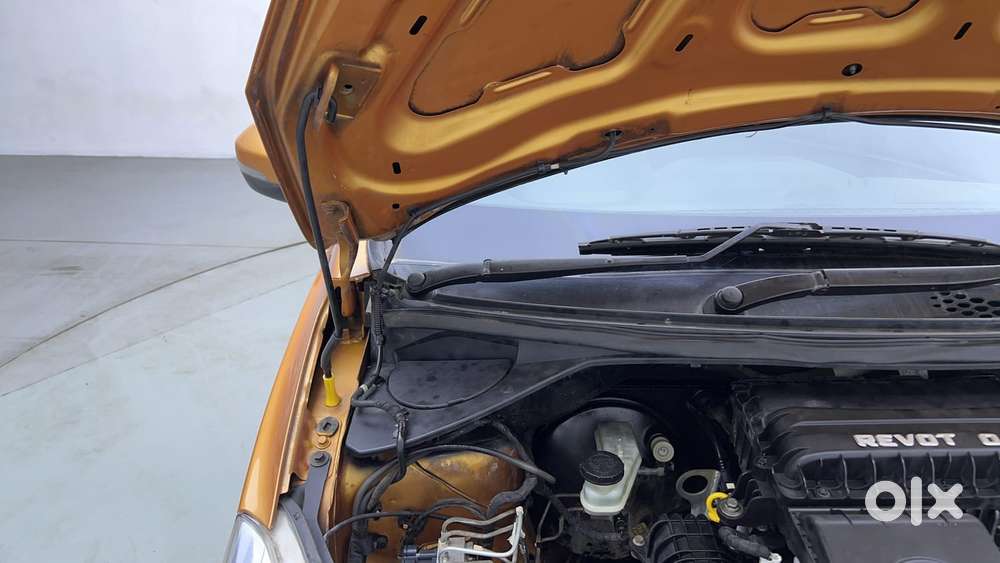 Tata Tiago Xza, 2017, Petrol