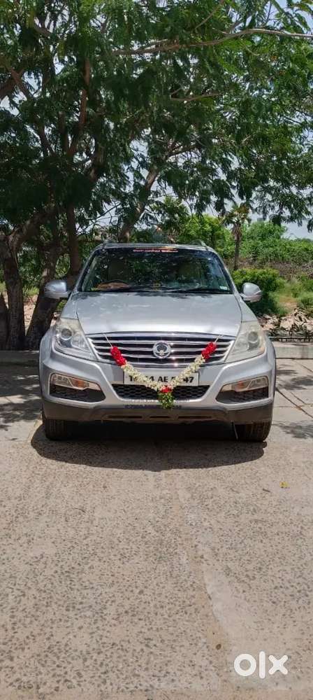Mahindra Rexton Diesel Automatic 2013